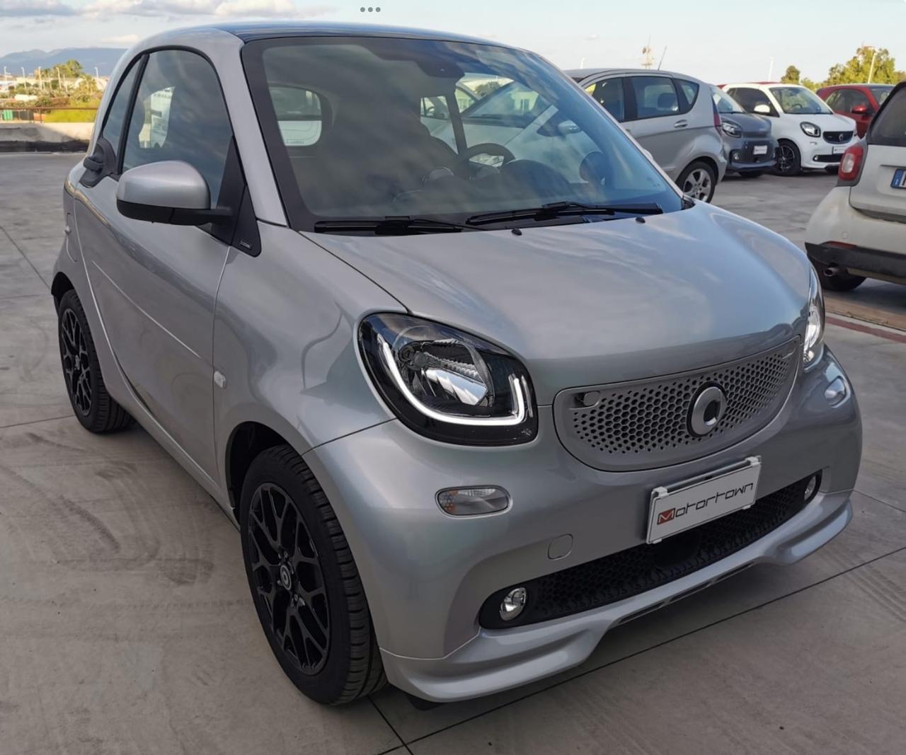 Smart ForTwo ( 3” serie 453 ) SuperPassion 71 cv Twinamic