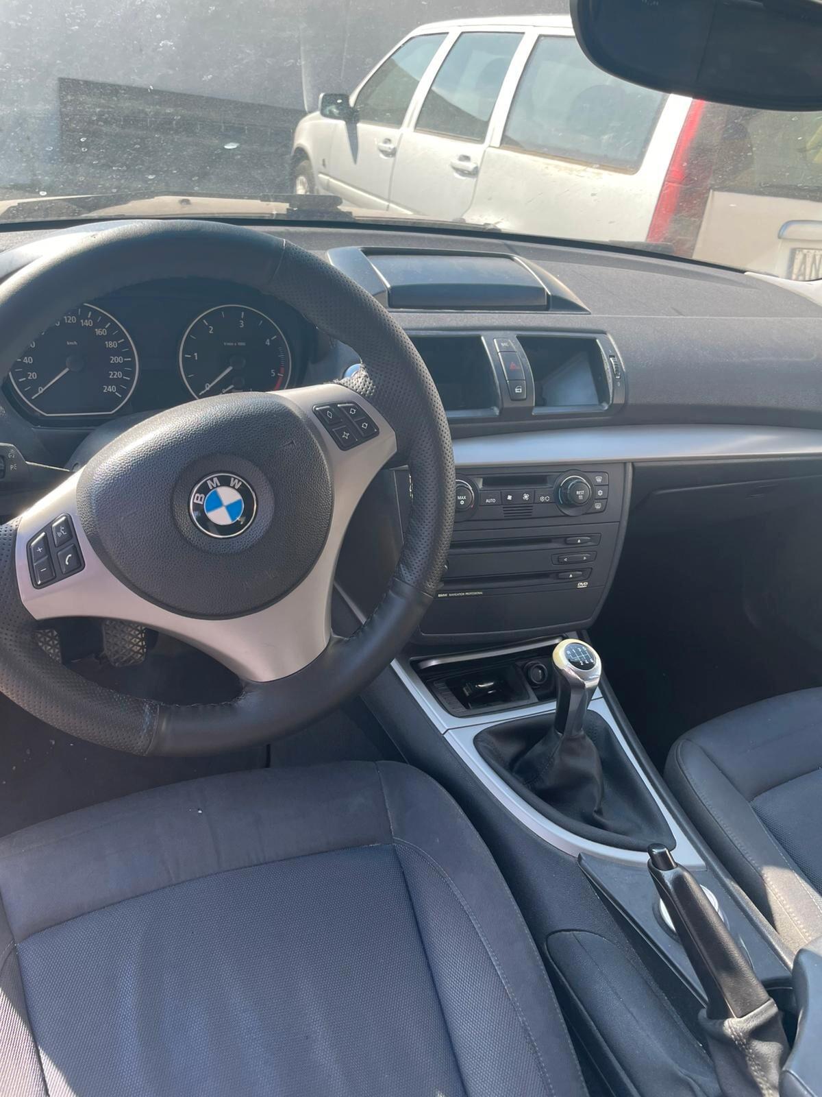 Bmw 118 118d cat 5 porte Attiva