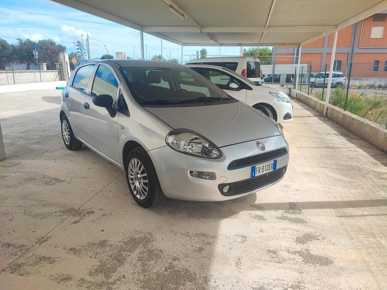 Fiat Punto 1.4 8V 5 porte Easypower Street