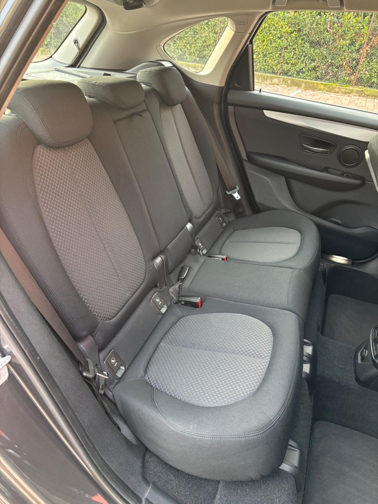 Bmw 2er Active Tourer 218i Luxury