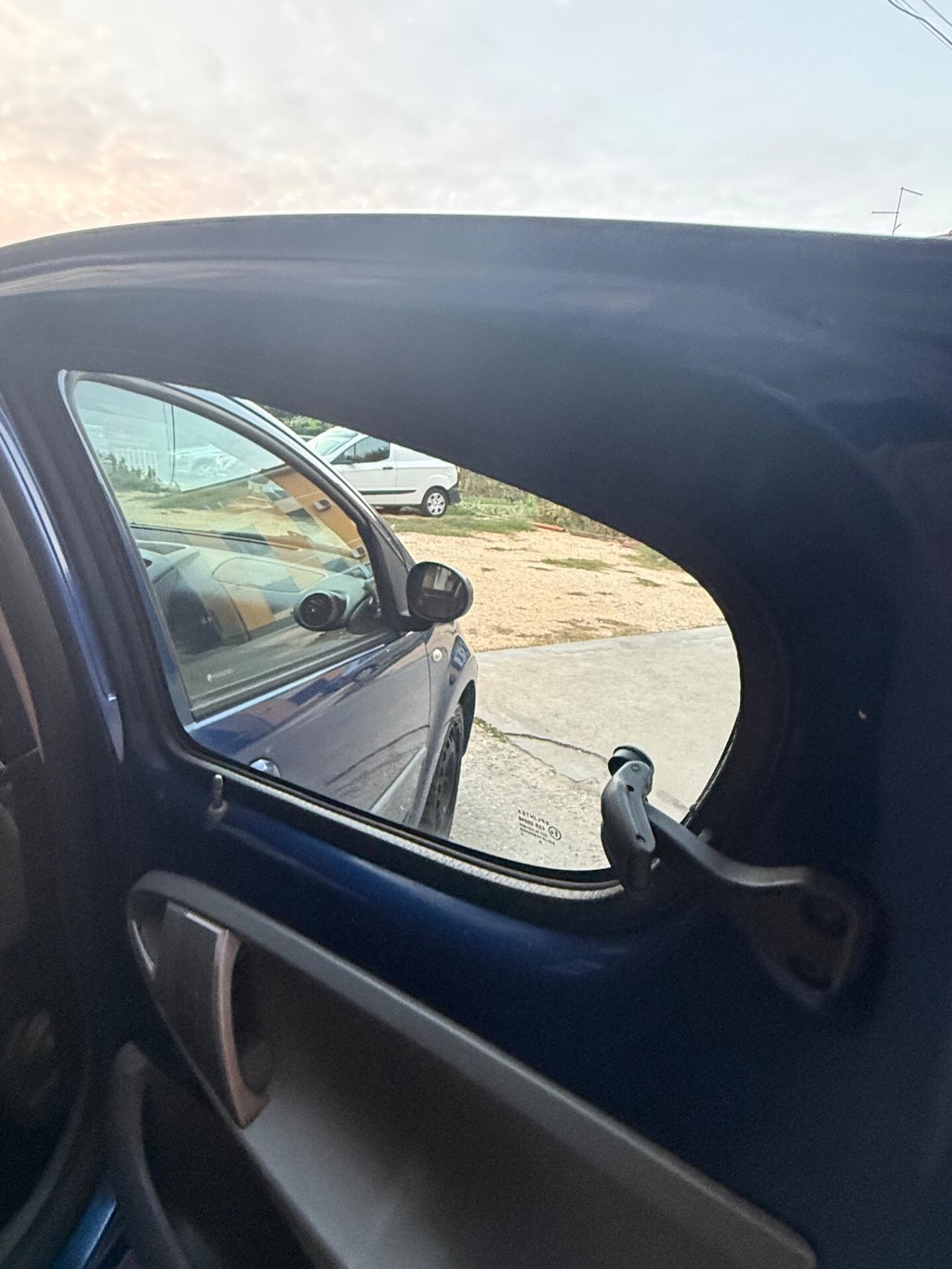 Citroen C1 1.0 5 porte airdream CMP-5 AMIC1