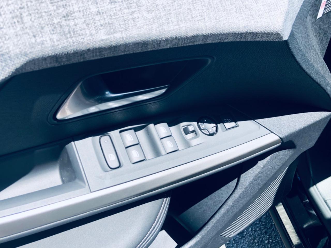 Peugeot 3008 Hybrid 145 e-DCS6 Allure