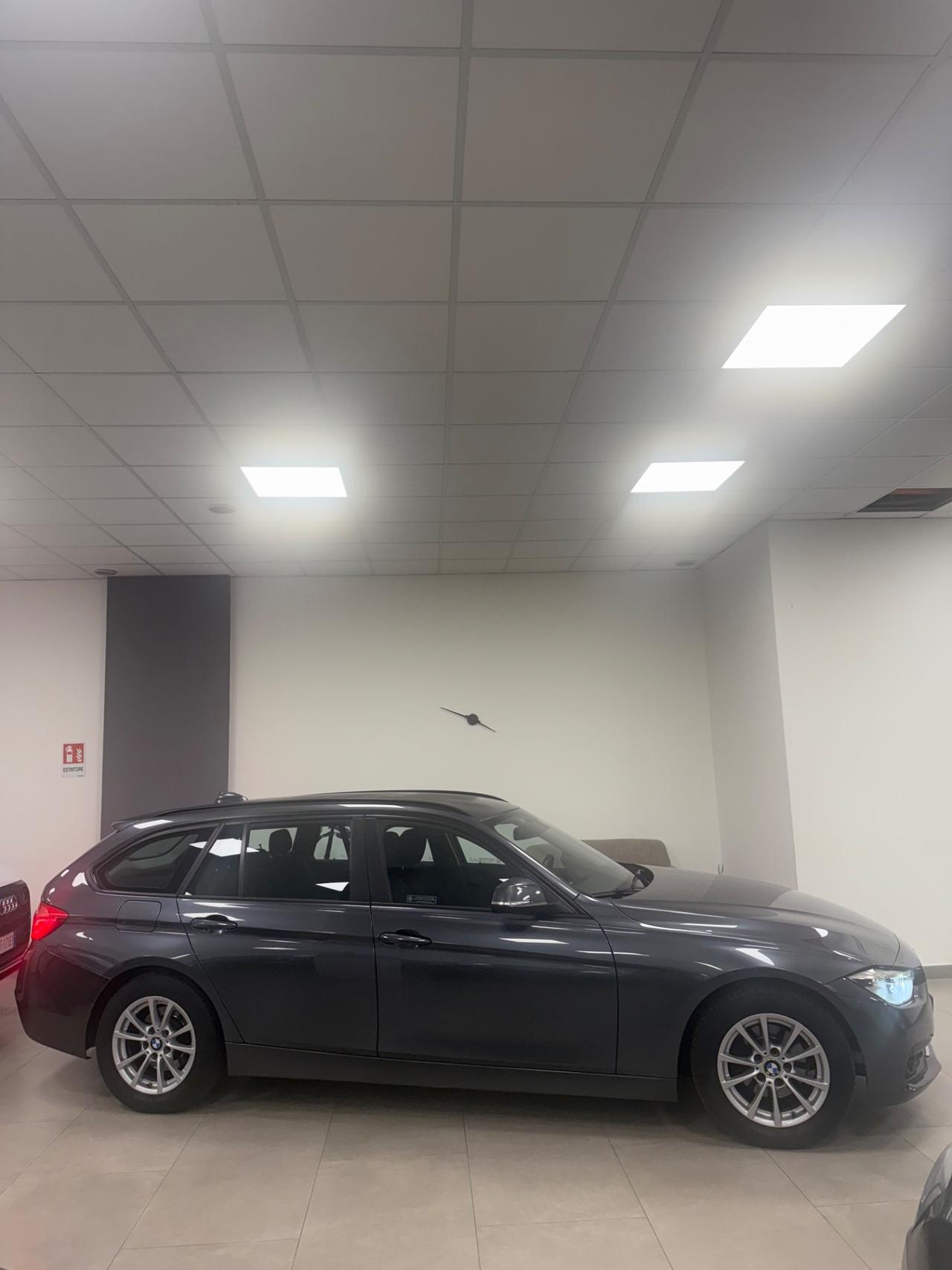 Bmw 318 318d Touring Business Advantage aut.