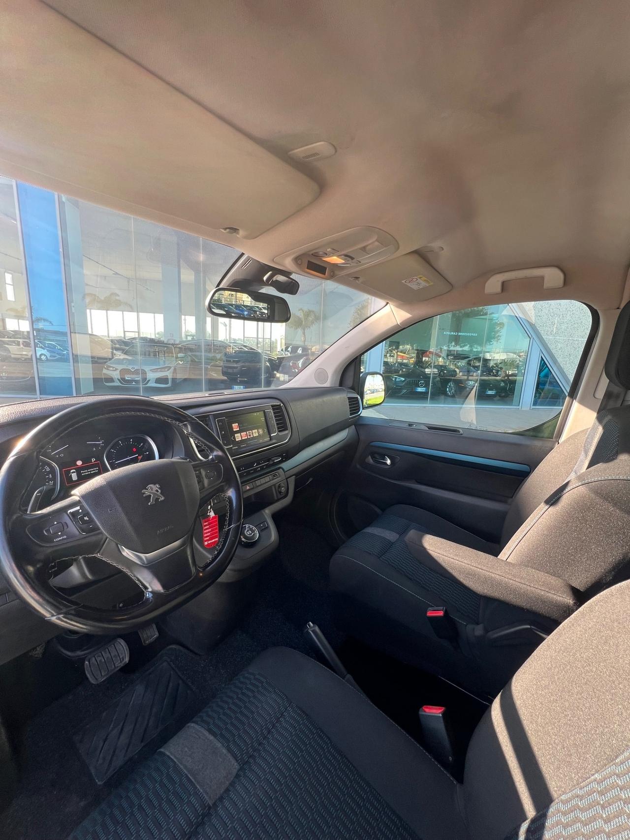 Peugeot Traveller BlueHDi 180 S&S EAT8 Standard Active possibilità noleggio no scoring