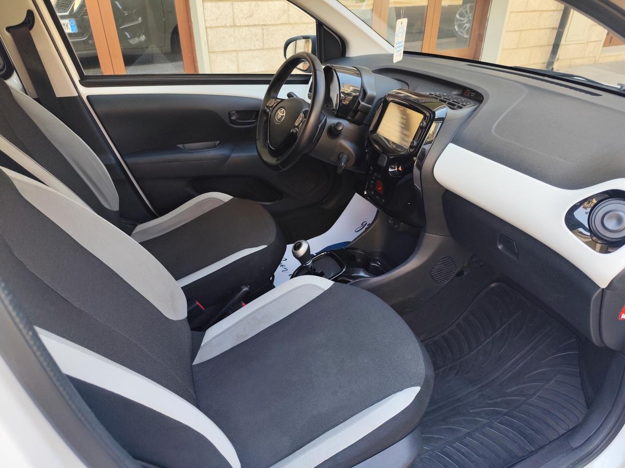 Toyota Aygo 1.0 VVT-i 69CV CAMBIO AUTOMATICO