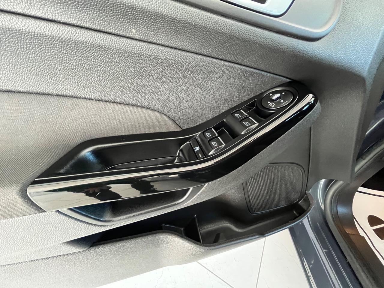 Ford Fiesta 1.5 TDCi 75CV 5 porte Titanium