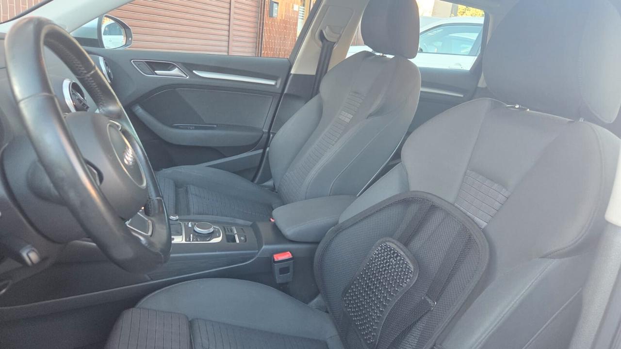 Audi A3 1.6 TDI clean diesel Ambition