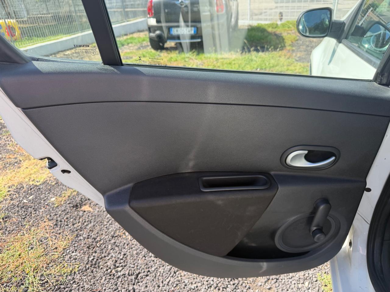 Renault Clio 1.2 16V 5 porte GPL Dynamique