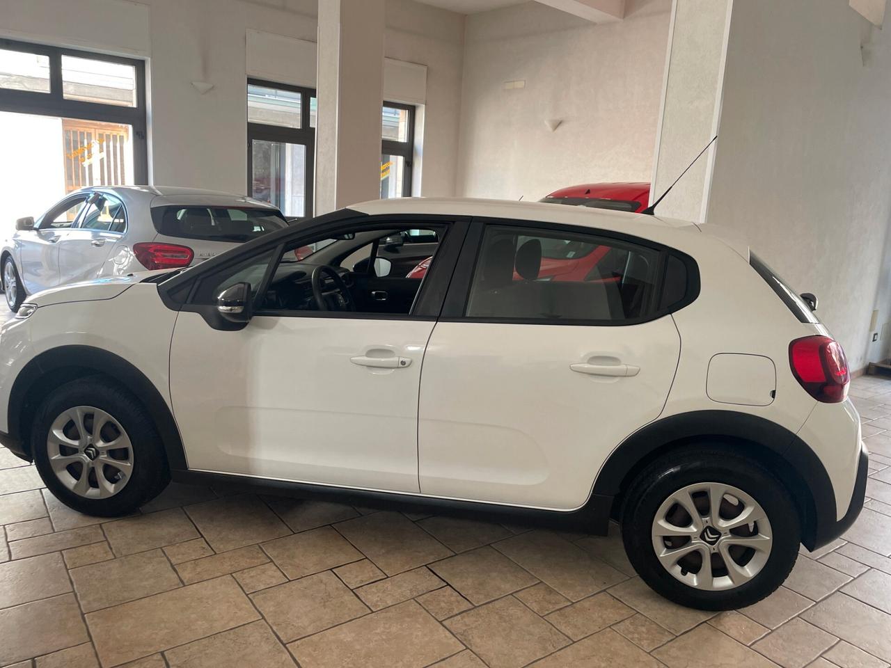 Citroen C3 PureTech 82 Live Edition