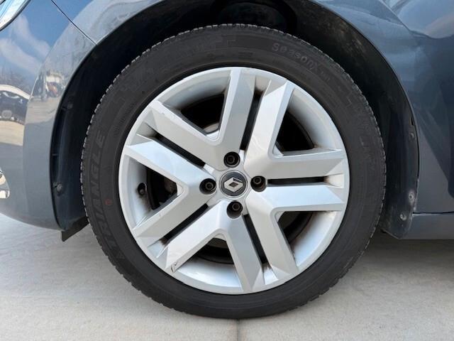 Renault Clio TCe 100 CV GPL 5 porte Intens 2021