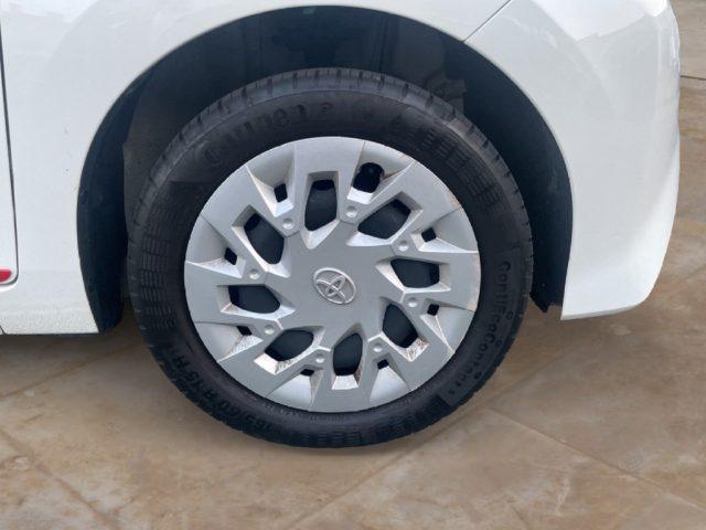 TOYOTA Aygo Connect 1.0 VVT-i 72 CV 5 porte x-cool