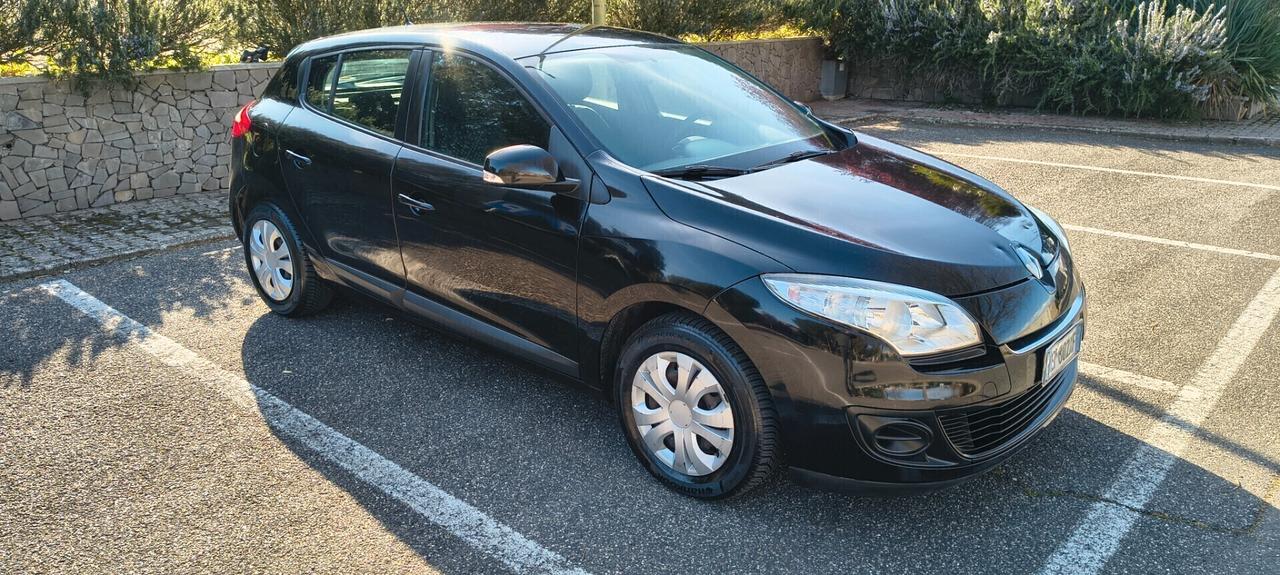 Renault Megane Mégane 1.5 dCi 110CV Wave