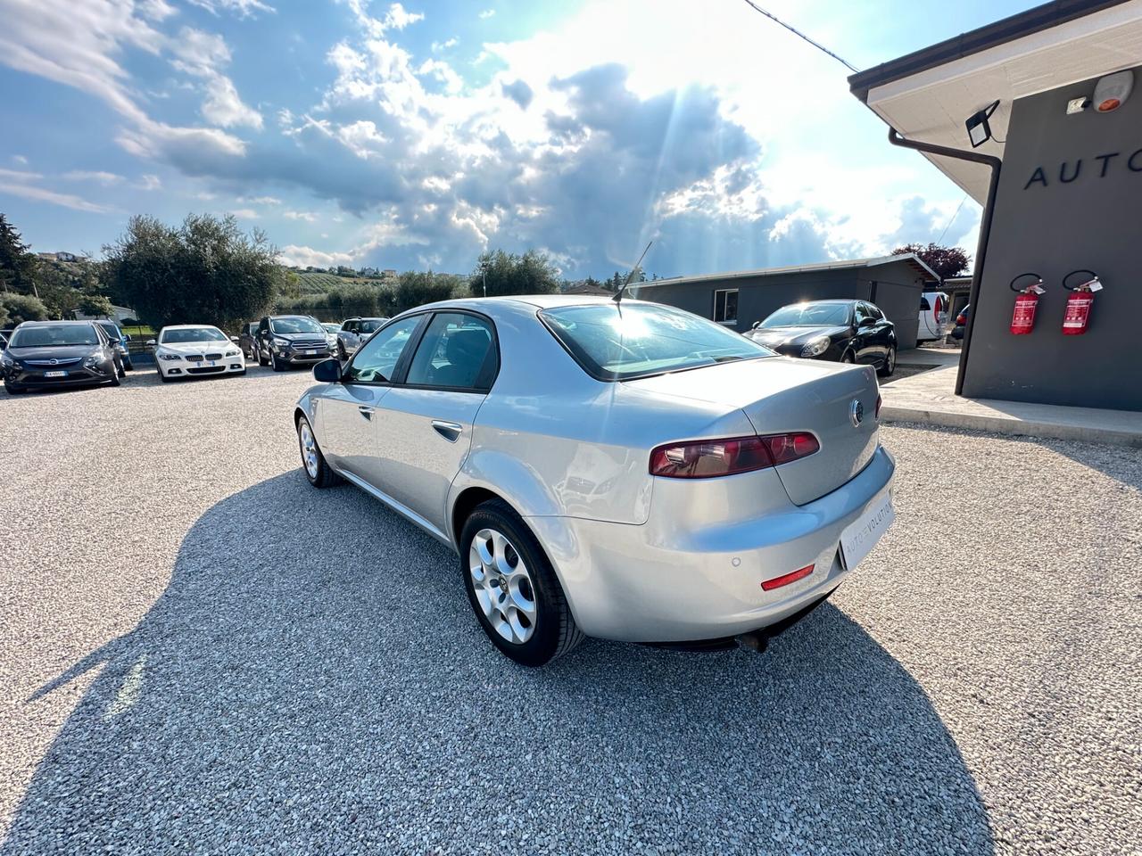 Alfa Romeo 159 berlina 1.9 JTDm 88 kw 120 cv 97.085 km