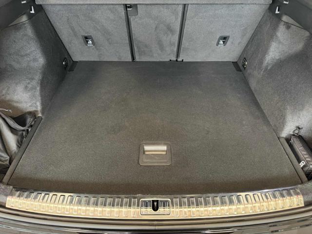 AUDI Q3 35 TDI S tronic Business Advanced