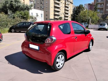 TOYOTA AYGO 998 CLIMA 12 MESI DI GARANZIA