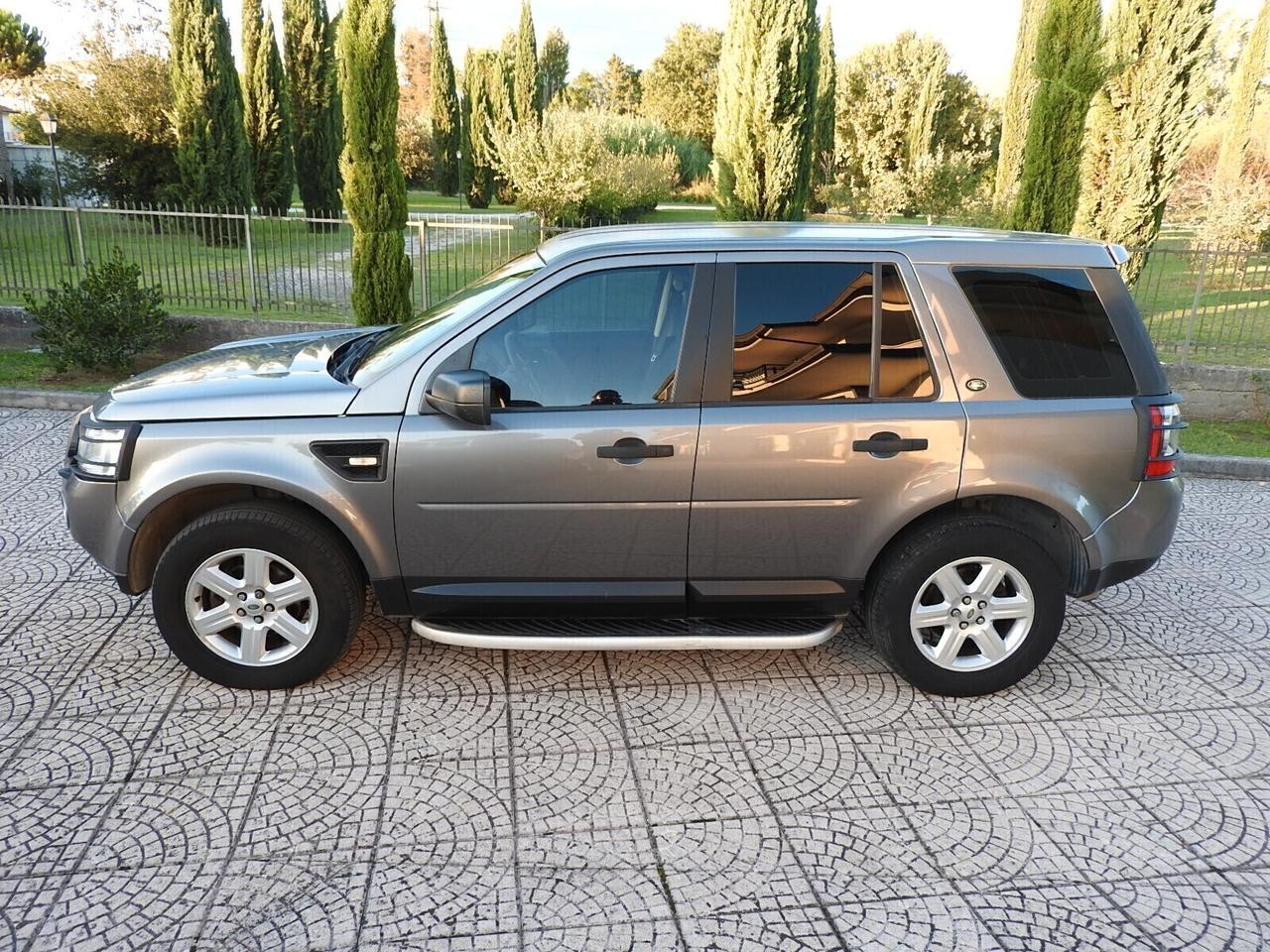 Land Rover FREELANDER 2