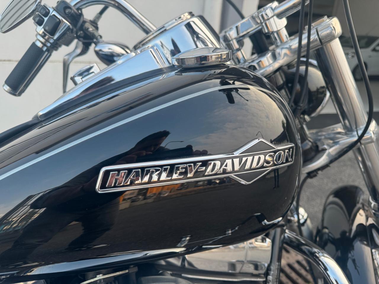 Harley-davidson Dyna Super Glide