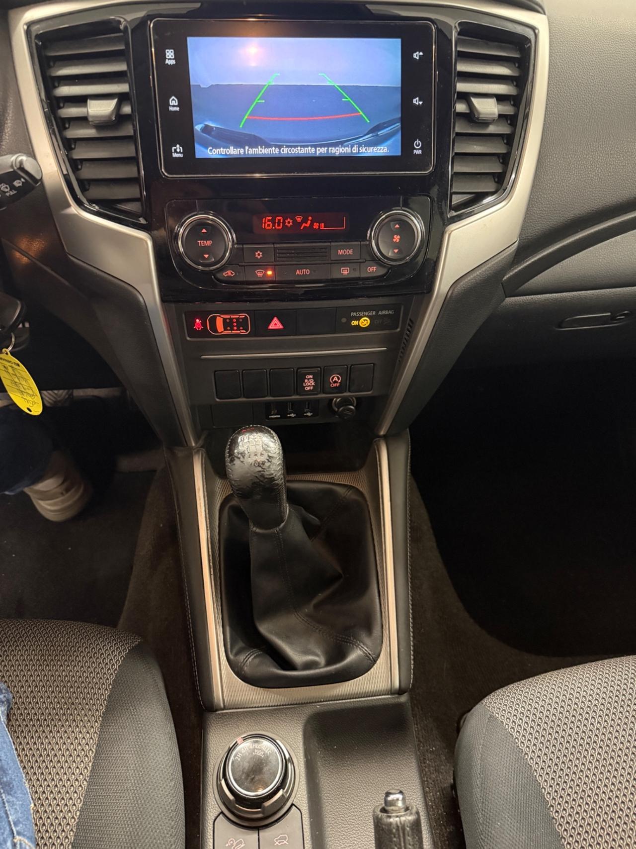 Mitsubishi L200 2.3 D Double Cab 4x4 Super Select Intense