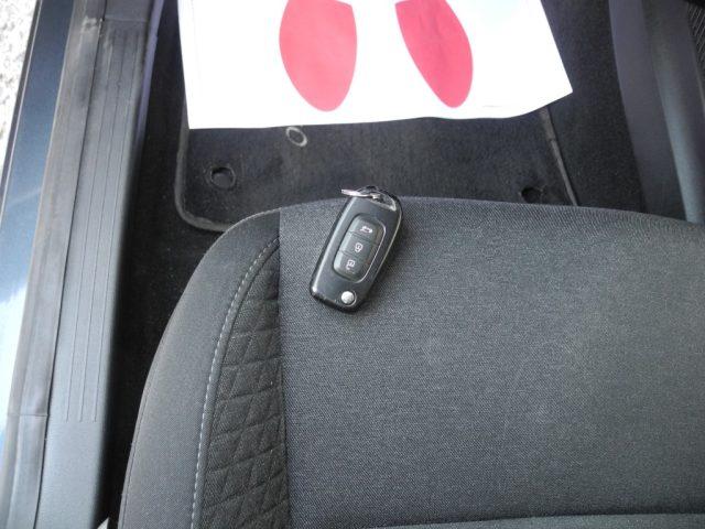 RENAULT Clio TCe 100cv GPL 5p. Zen -OK NEOPATENTATI- PRONTO USO