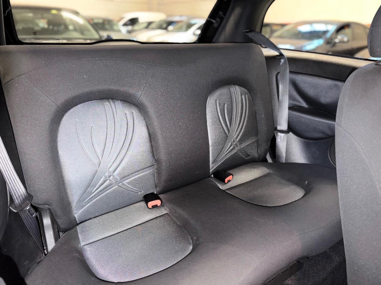 Lancia Ypsilon 1.3 MJT 75 CV Unyca NEOPATENTATI