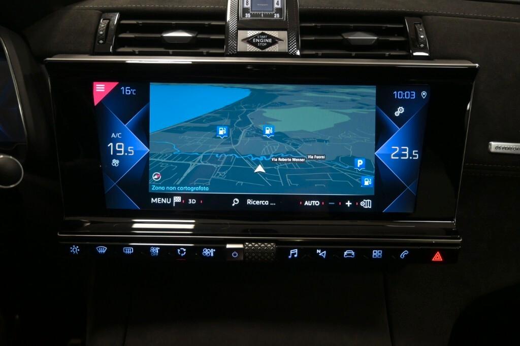 DS 7 CROSSBACK 1.5 BLUEHDI 130CV AUTOM. PERFORMANCE LINE+ ( FARI LED - COCKPIT - NAVI - MIRROR - PARK ASSIST - TELECAMERA ANTPOST. - CERCHI 19 )