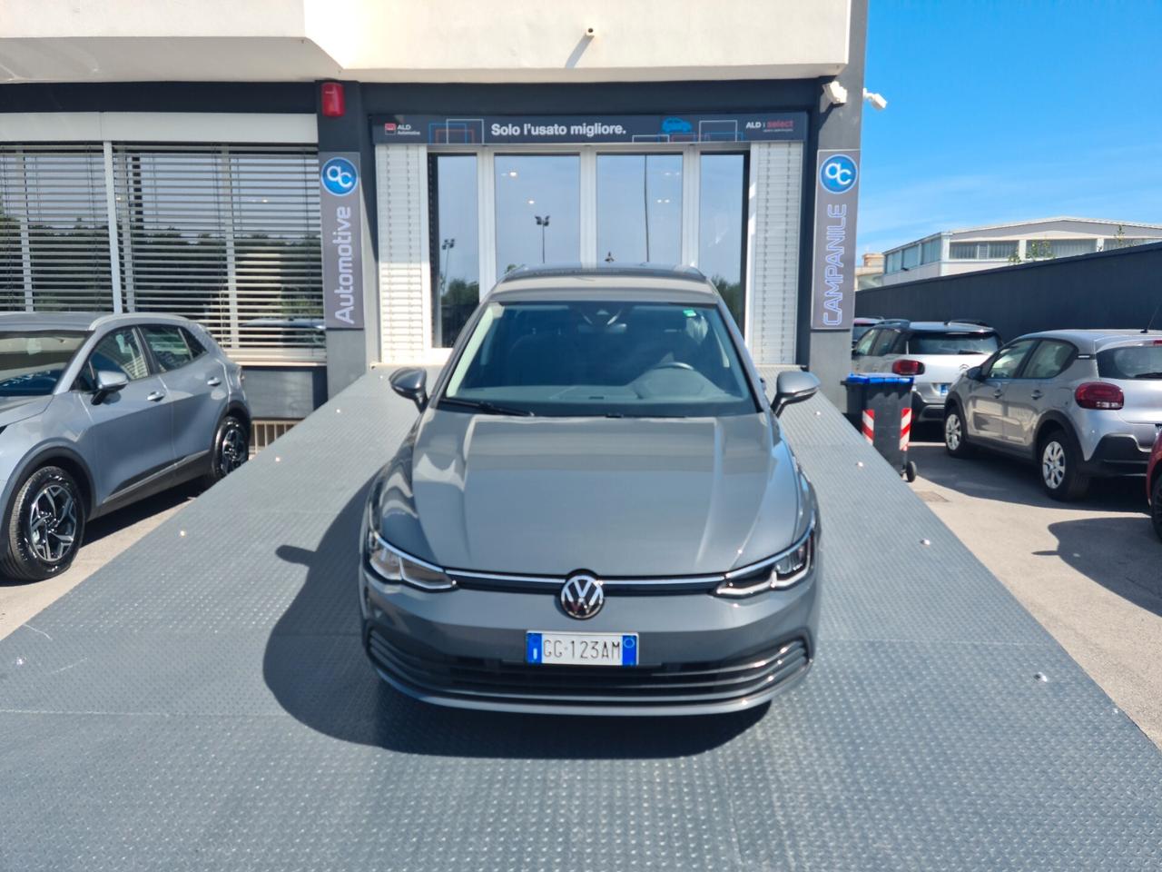 Volkswagen Golf 1.0 TSI EVO Life DSG