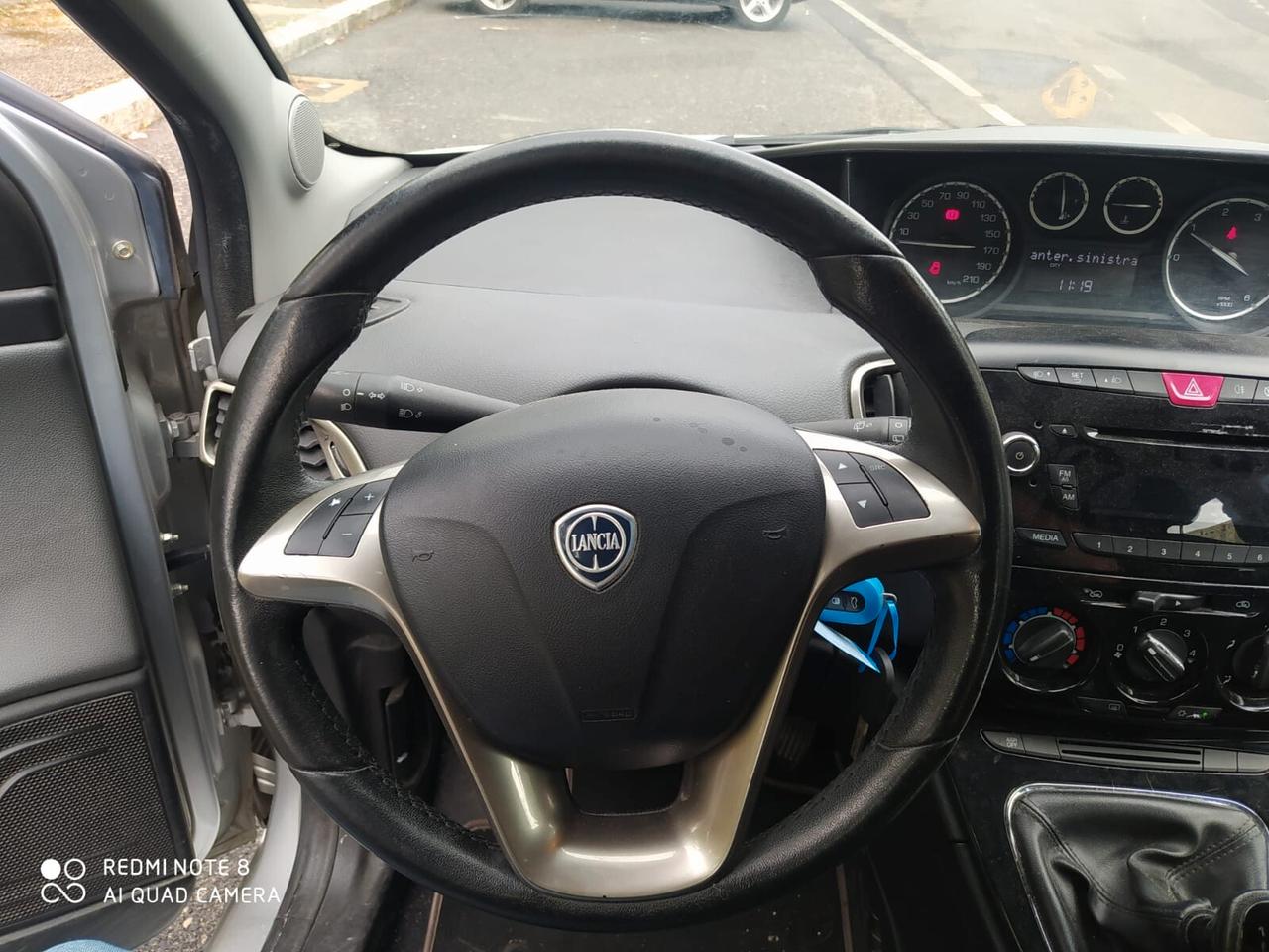 Lancia Ypsilon 1.3 MJT Gold