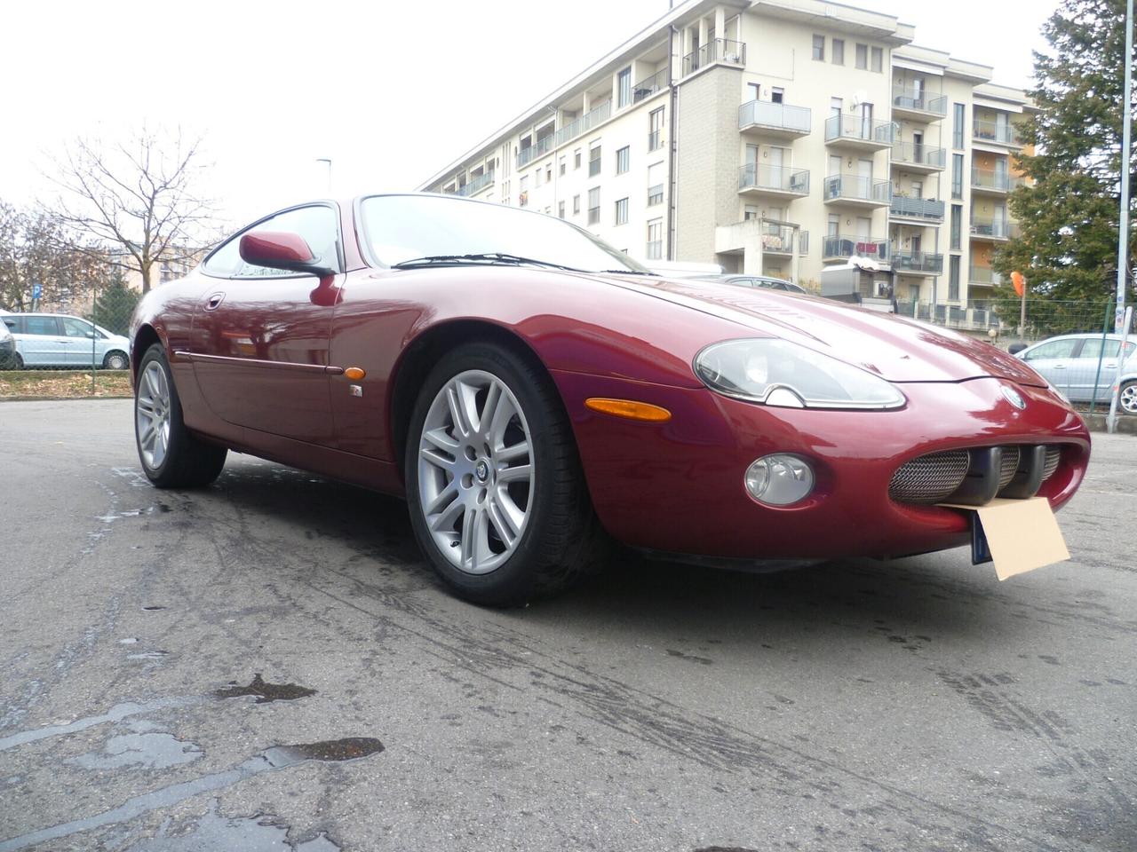 Jaguar XKR 4.2 Coupé rara originale unica