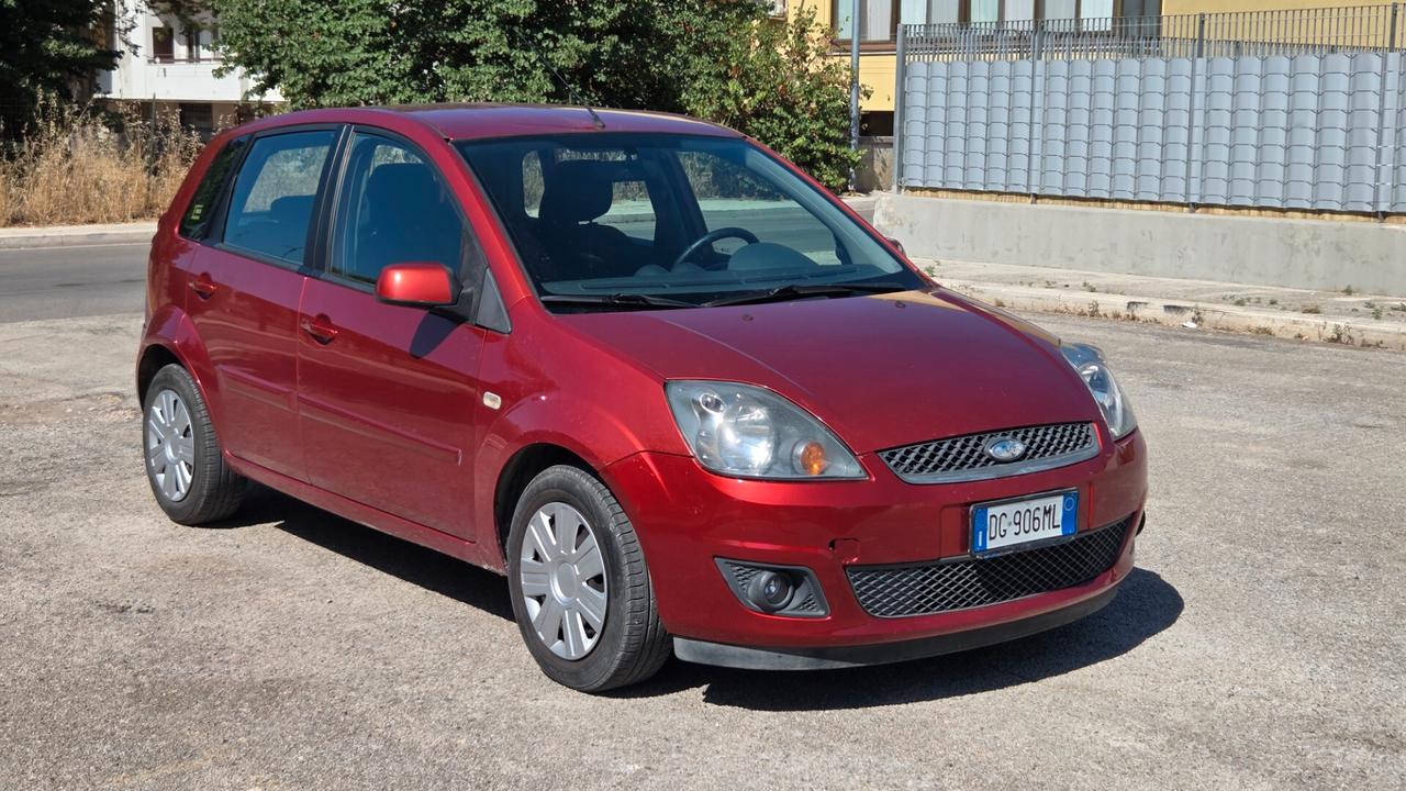Ford Fiesta 1.4 TDCi 5p. Titanium