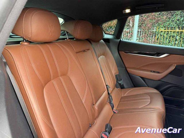 MASERATI Levante GRANSPORT TELECAMERA CERCHI 21'' IVA ESPOSTA