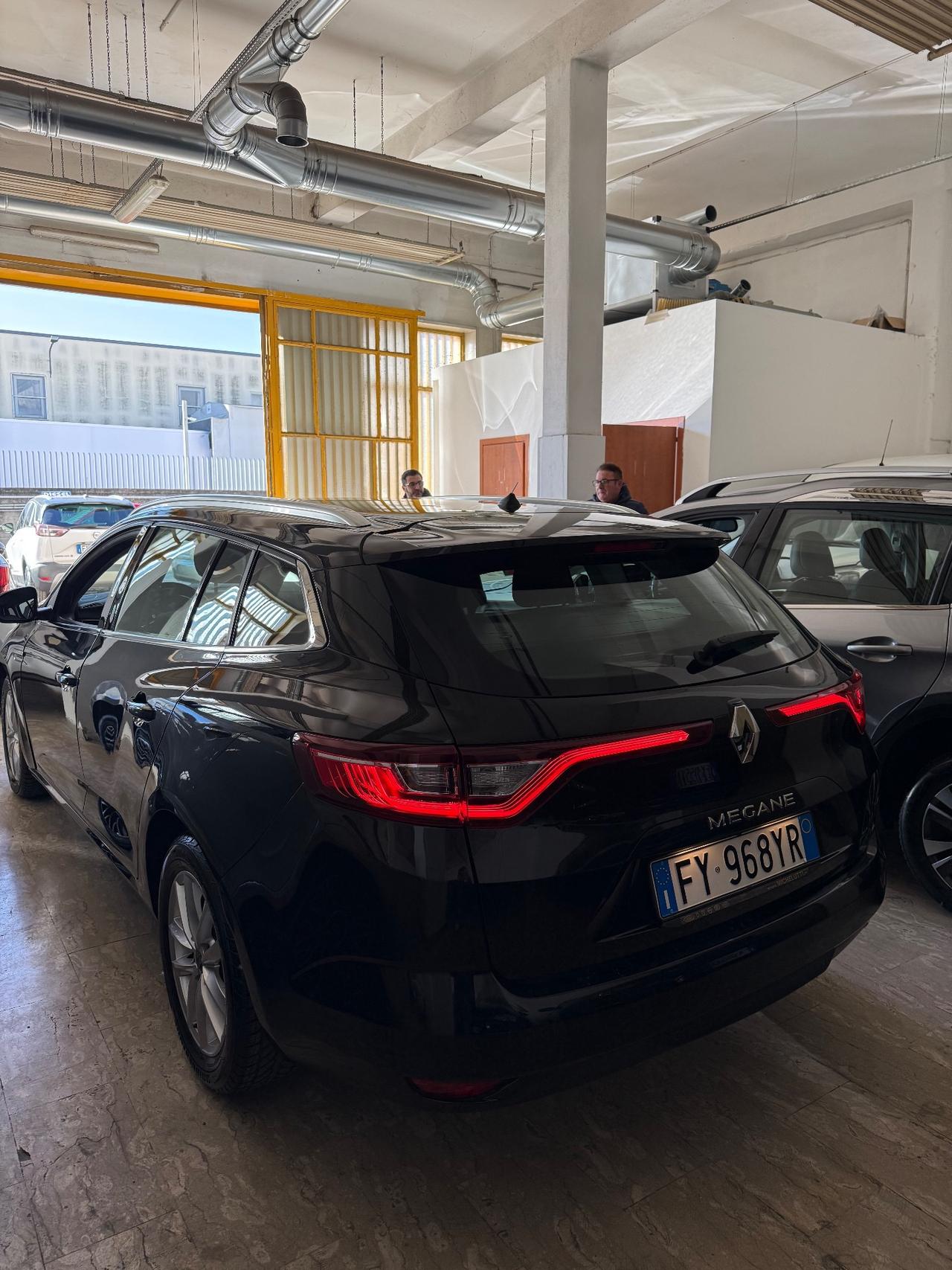 Renault Megane Mégane Sporter Blue dCi 115 CV EDC Business