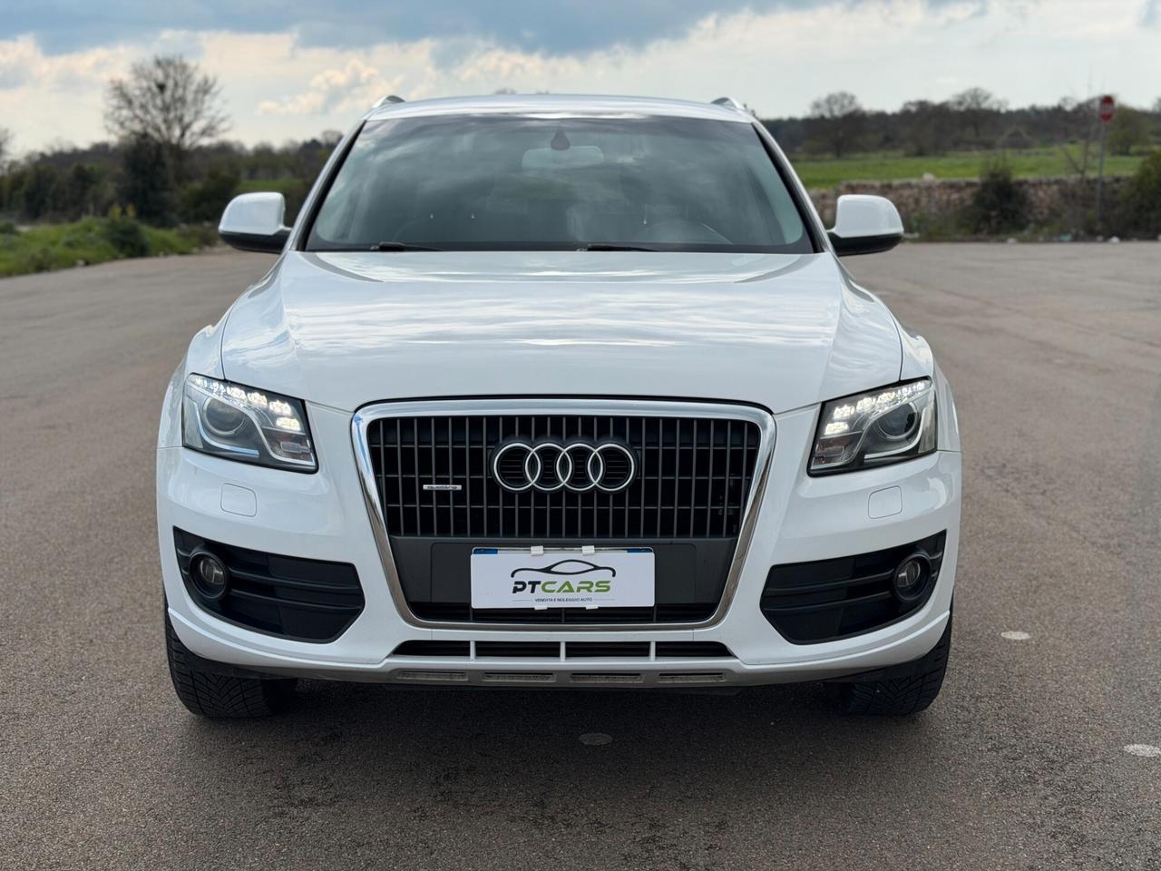 Audi Q5 q5 2.0 tdi 170cv quattro fari*navi