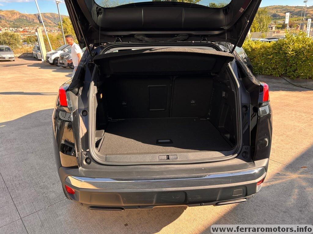 Peugeot 3008 BlueHDi 130 S&S EAT8 Allure a 249 euro al mese senza anticipo solo 60.000 km