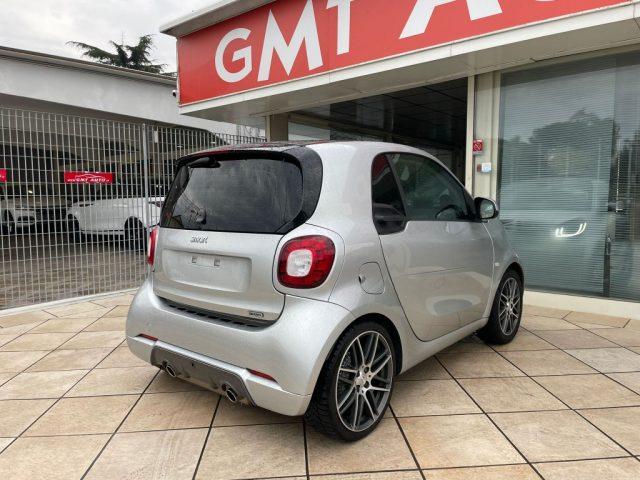 SMART ForTwo 0.9 90CV BRABUS PACK LED PANORAMA NAVIGATORE