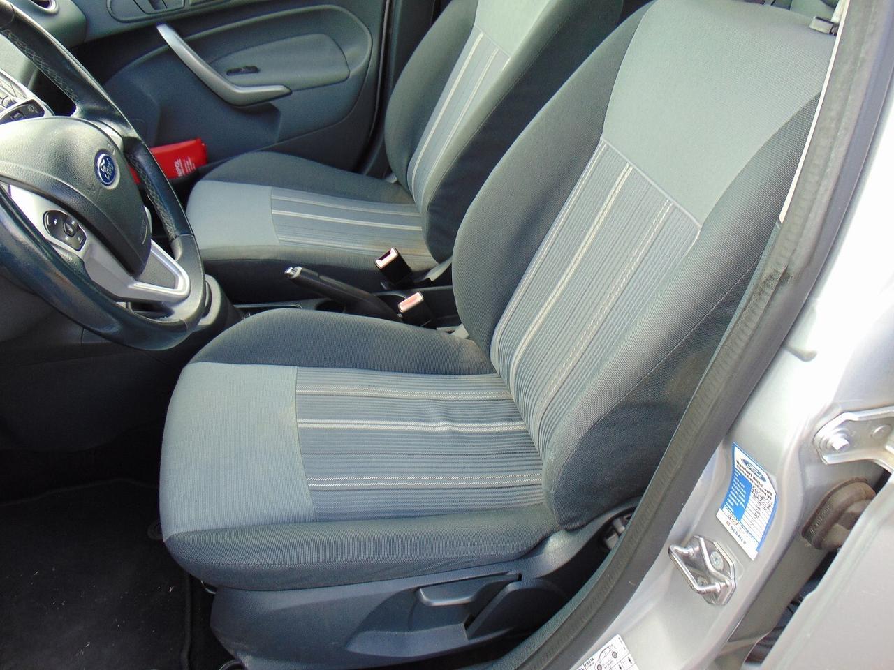 ford fiesta 1.4 disel del 2010