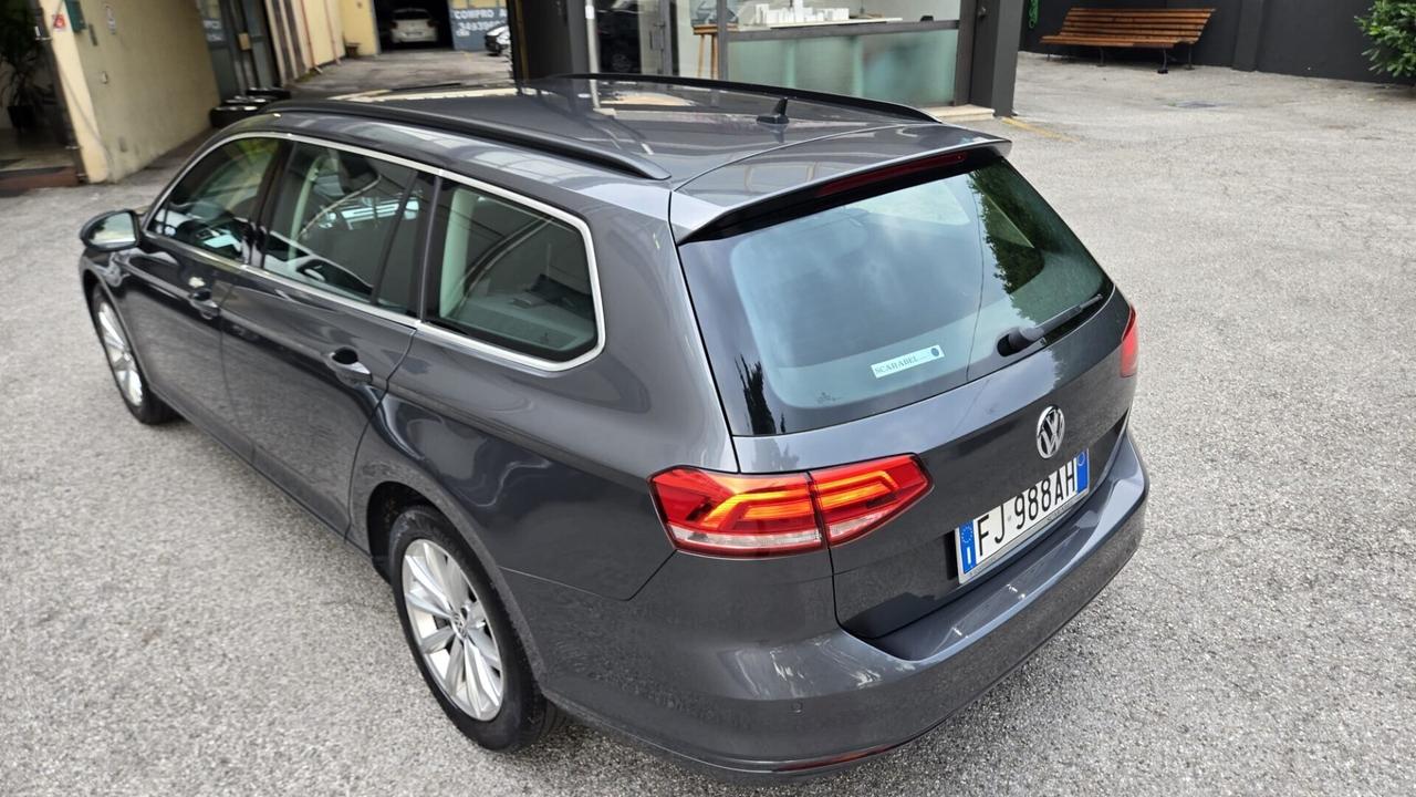 Volkswagen Passat Variant 1.6 TDI SCR DSG Business