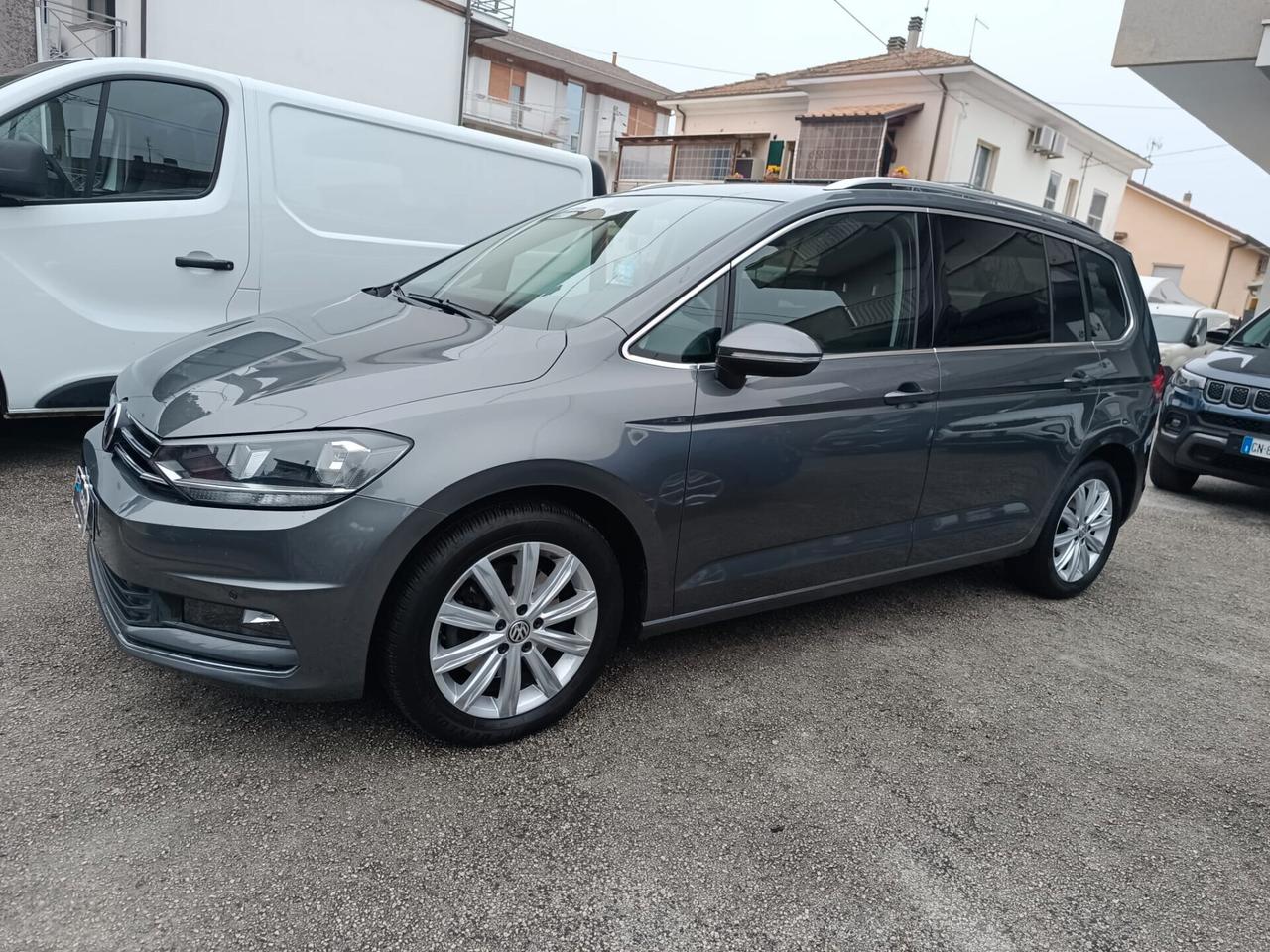 VOLKSWAGEN TOURAN HIGHLINE EDITION 1.6 115 cv DIESEL -PROMO GENNAIO GA FIN&SAFE-