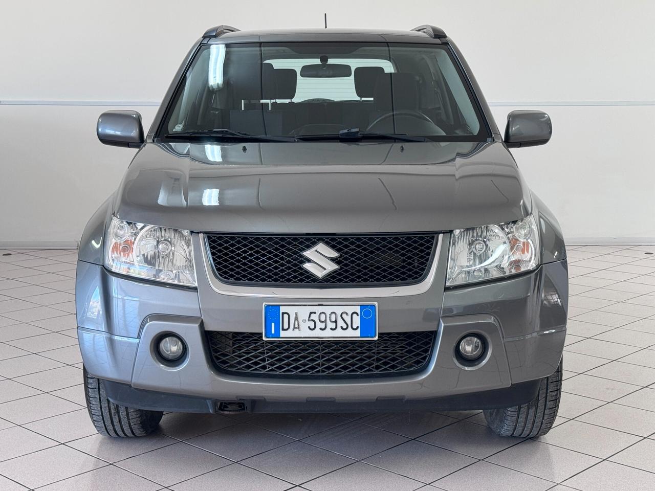 Suzuki Grand Vitara 1.9 DDiS 3 porte GANCIO TRAINO + RIDOTTE