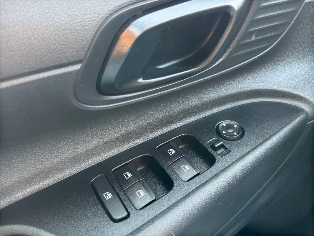 Hyundai i20 1.2 mpi Connectline con Telecamera e CarPlay