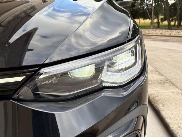 VOLKSWAGEN Golf GTI 2.0 TSI DSG TETTO-LED-PELLE-CERCHI 19''.
