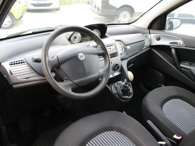 LANCIA Ypsilon 1.4 8V 78cv 3p Argento