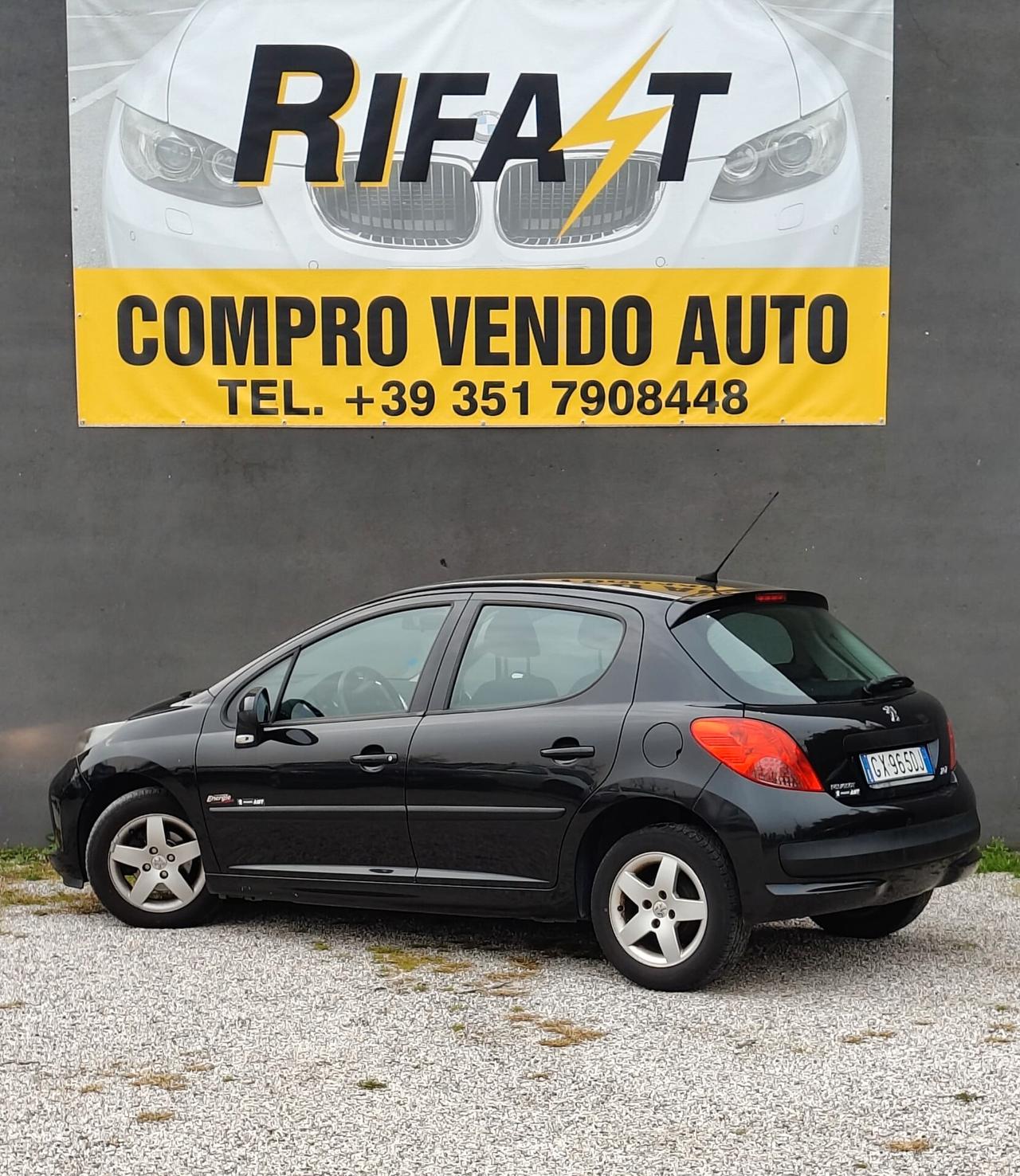 Peugeot 207 1.4 8V 75CV 5p. X Line