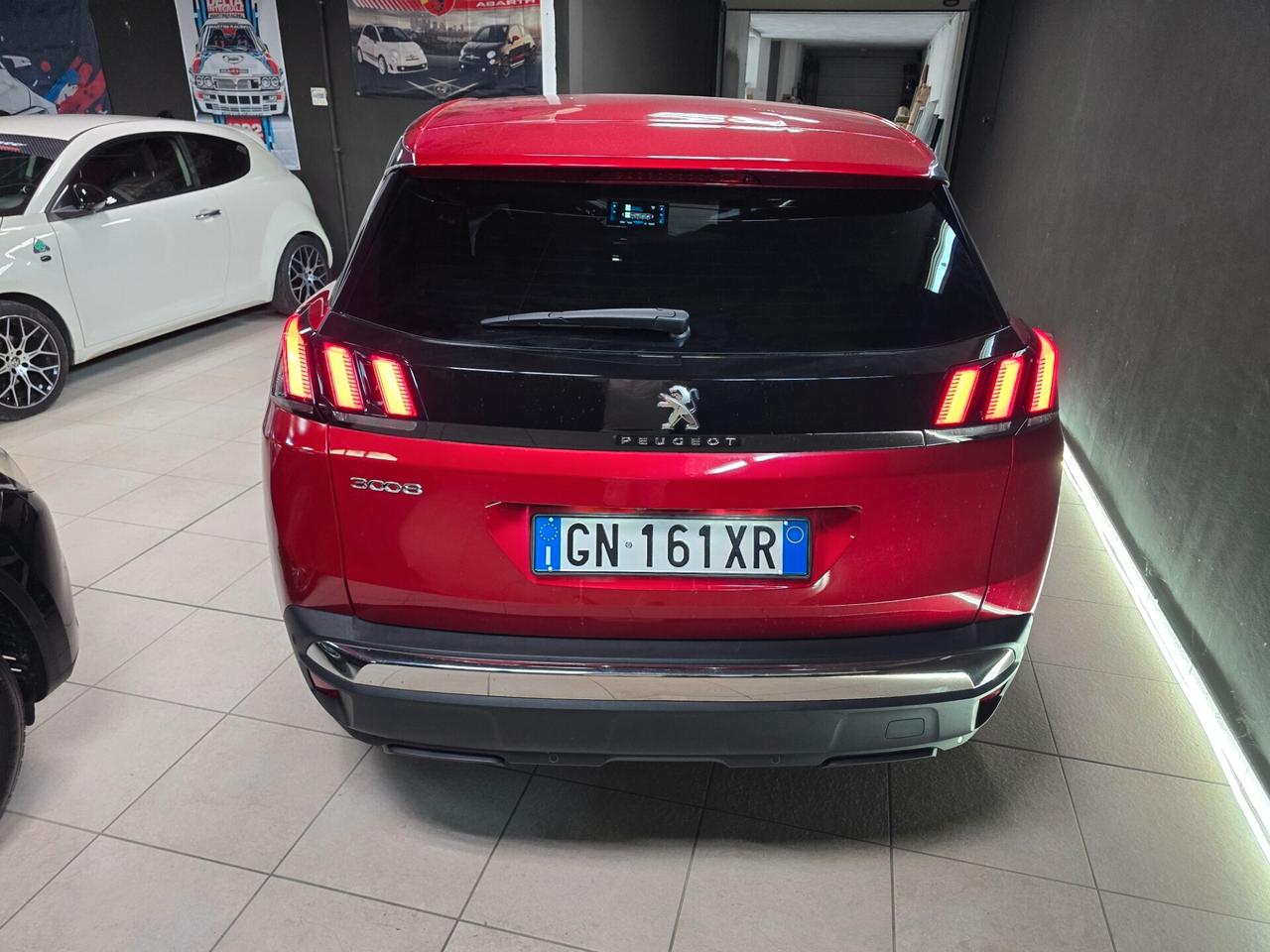 Peugeot 3008 EAT8 Allure Pack SENZA VINCOLI FINANZIARI