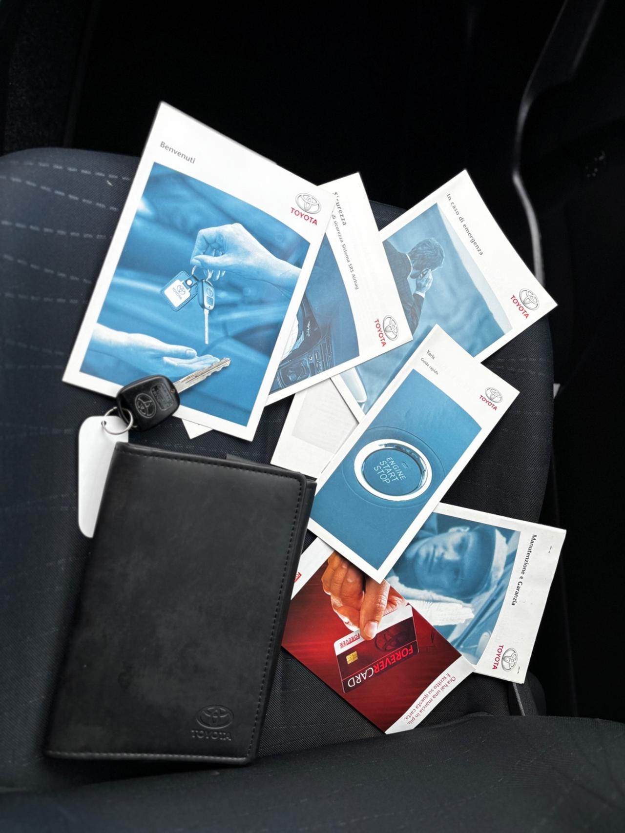 Toyota Yaris 1.0 3 porte Sol