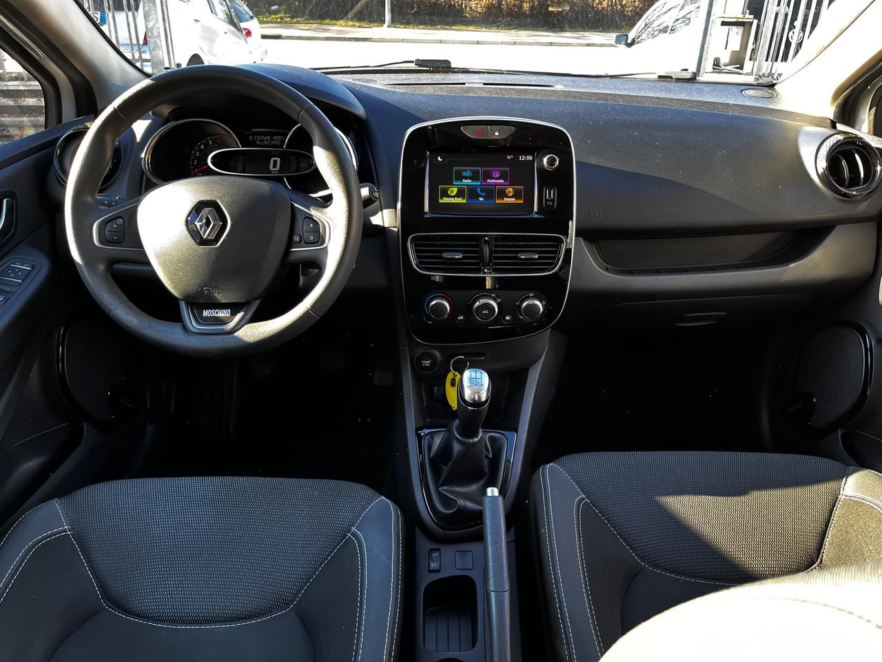 Renault Clio 0.9TCe 75 CV 5 p. MOSCHINO OK NEOPATENTI