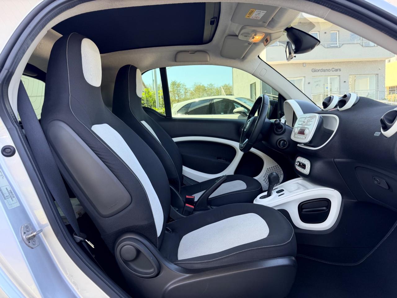 Smart ForTwo 70 1.0 twinamic Passion pari nuovo