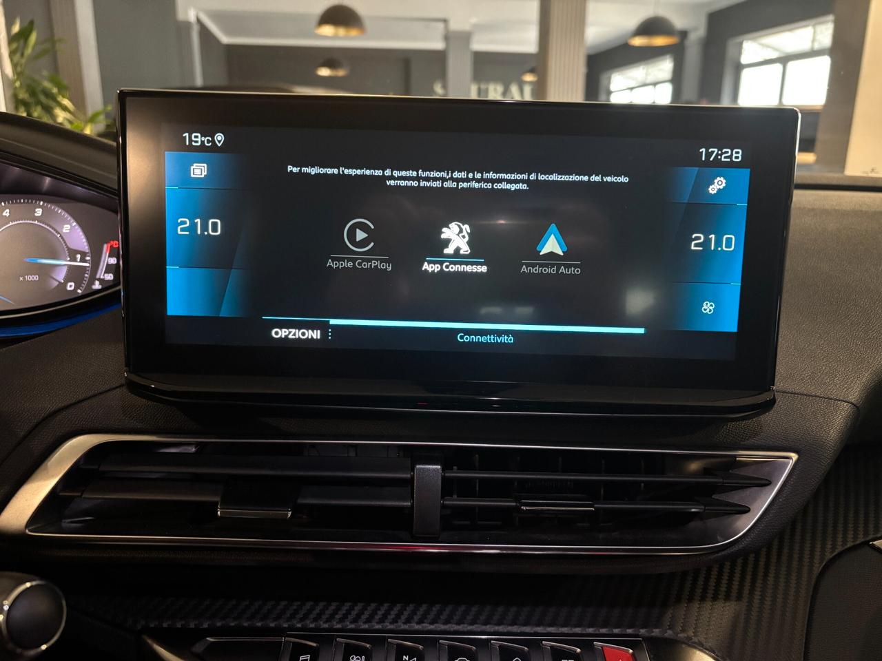 PEUGEOT 3008 1.5 BLUEHDI 130CV ALLURE 2022