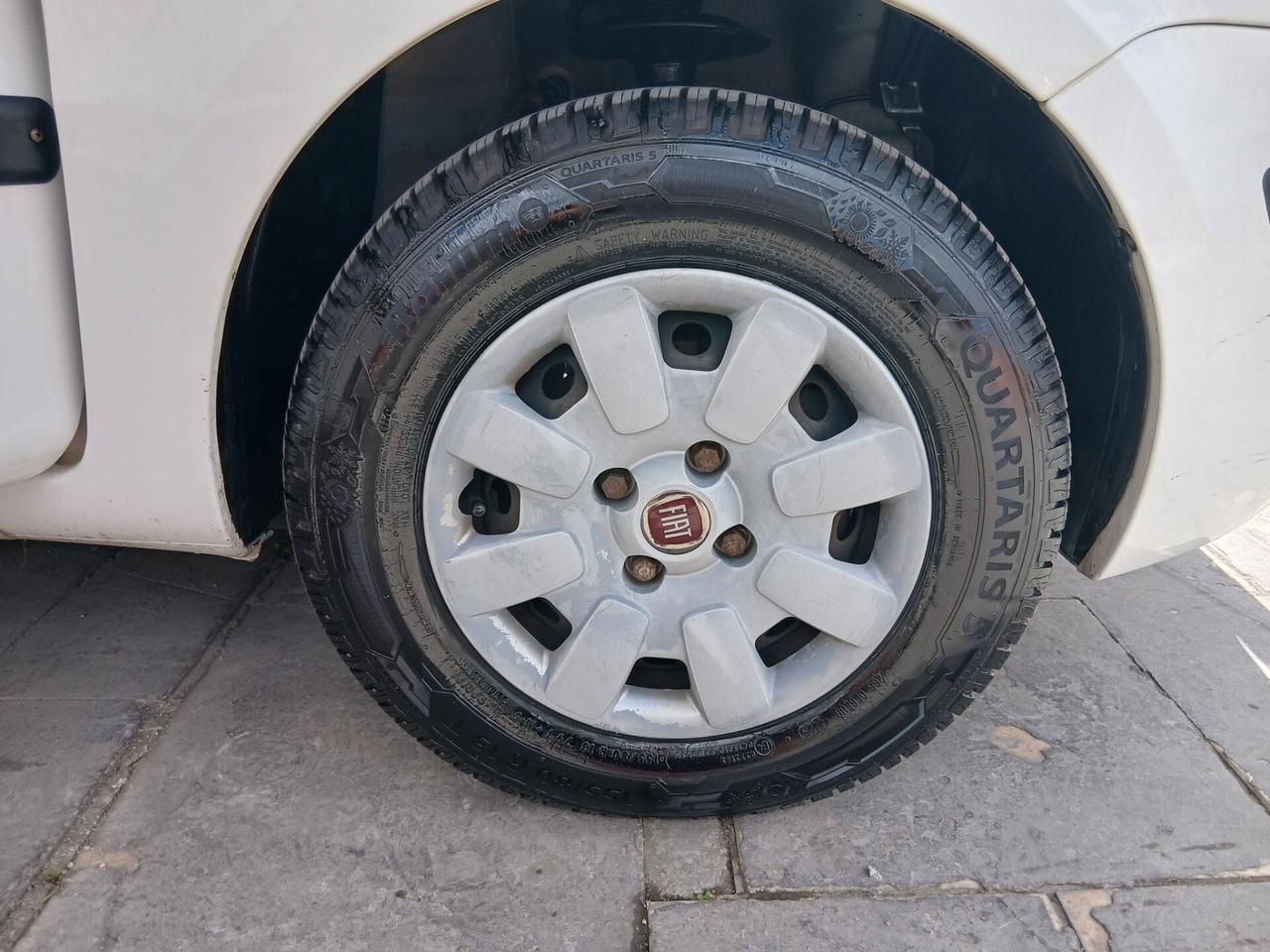 Fiat Panda 1.1 benzina autocarro full 05