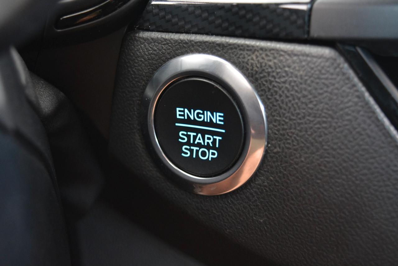 Ford Focus 10 Hybrid 125 CV 5 porte ST-Line telecamera