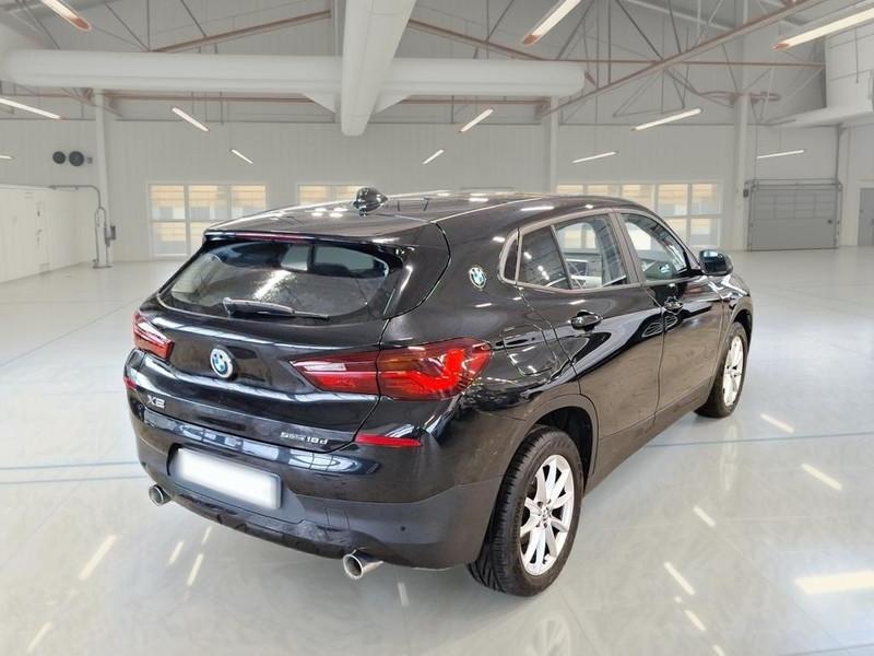 BMW X2 sDrive 18d Business X